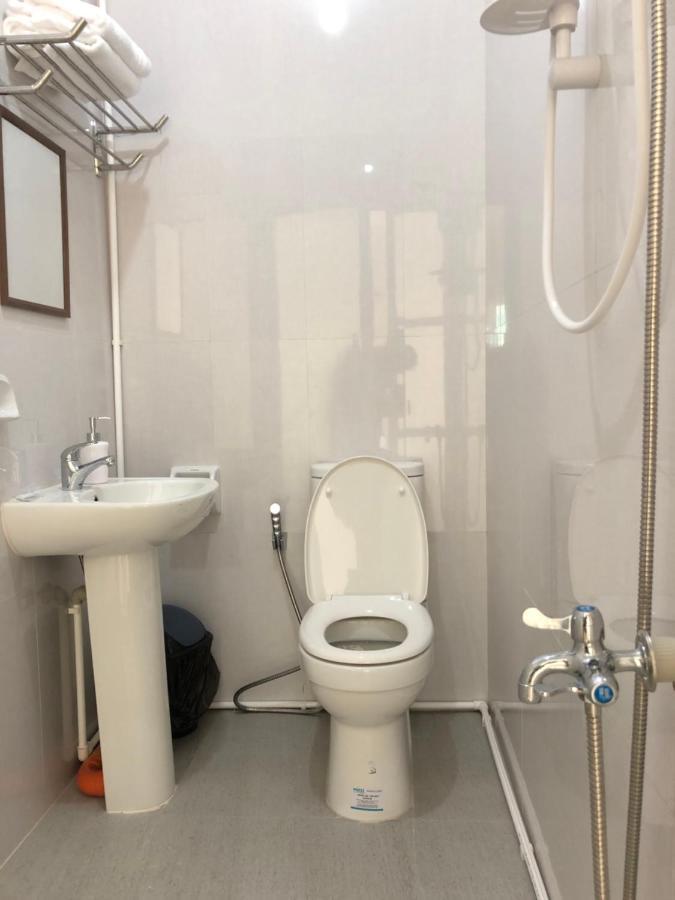 Arriyus Apartelle Daanbantayan Luaran gambar