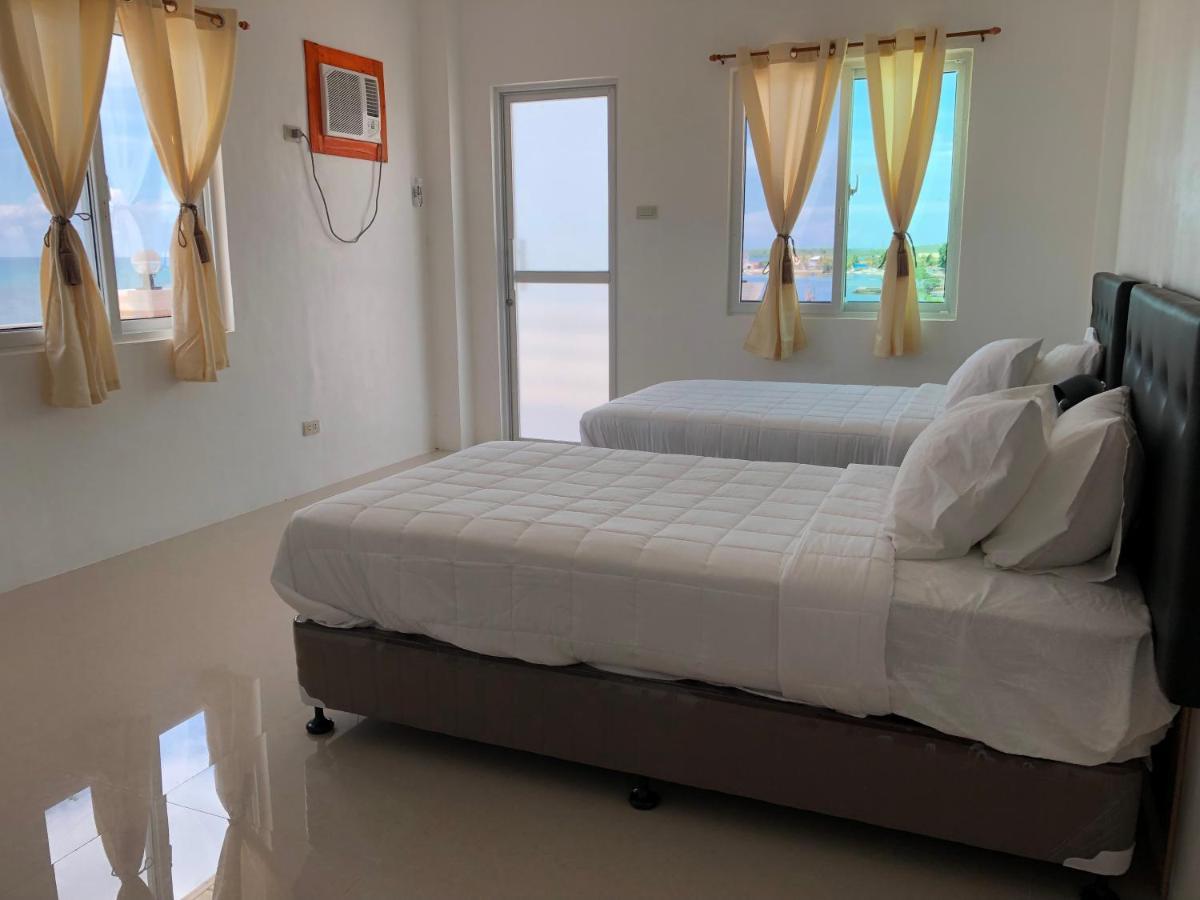 Arriyus Apartelle Daanbantayan Luaran gambar